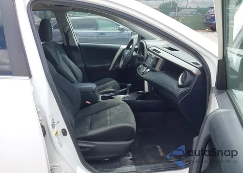 2015 Toyota Rav4 Xle z USA, uszkodzony, nr VIN 2T3RFREV7FW257272